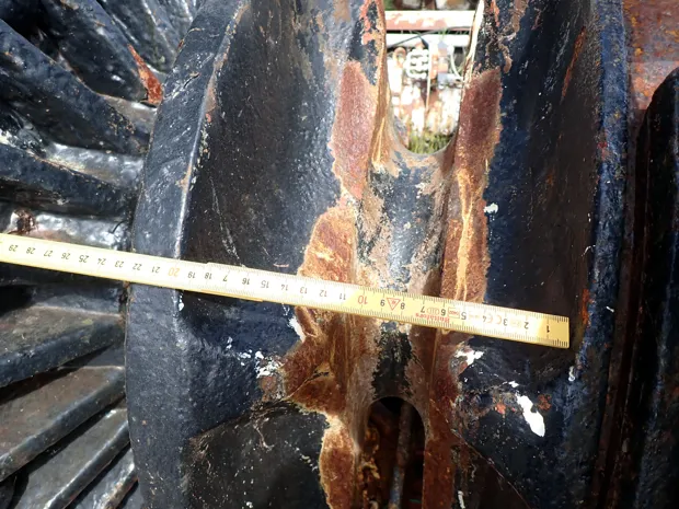 Image 3 of 7 - Anchor winch double