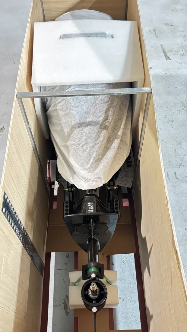 Image 3 of 4 - Mercury - F 60 ELPT 4S EFI