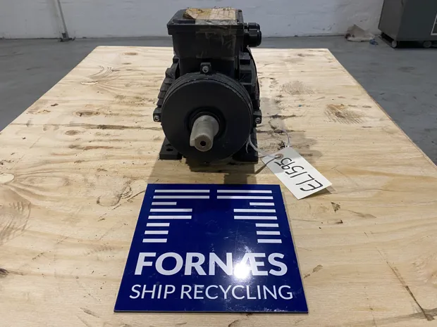 Image 2 of 6 - Dutchi Motors - DMA 90L4/2L