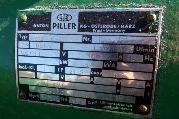 Image 4 of 4 - Deutz
