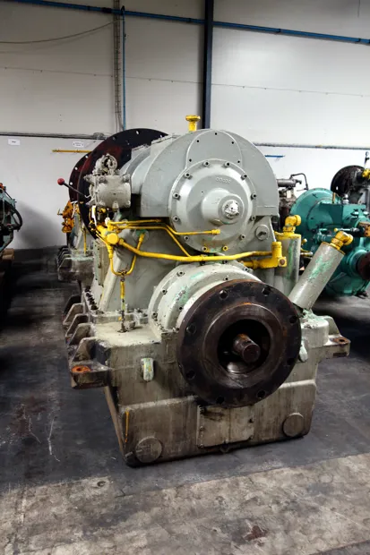 Image 2 of 3 - Volda Liaaen - ACG 600