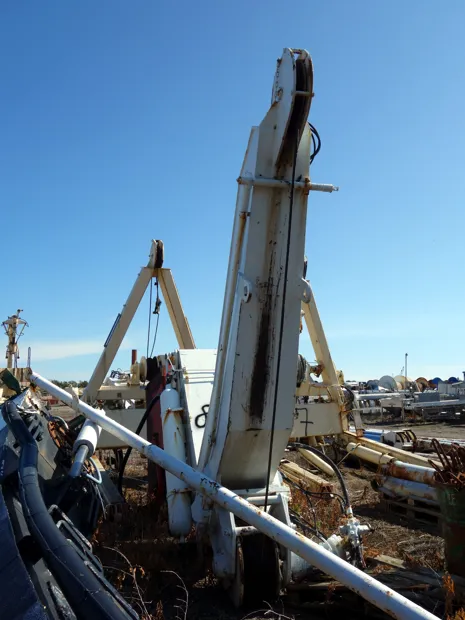 Image 1 of 2 - Hydralift