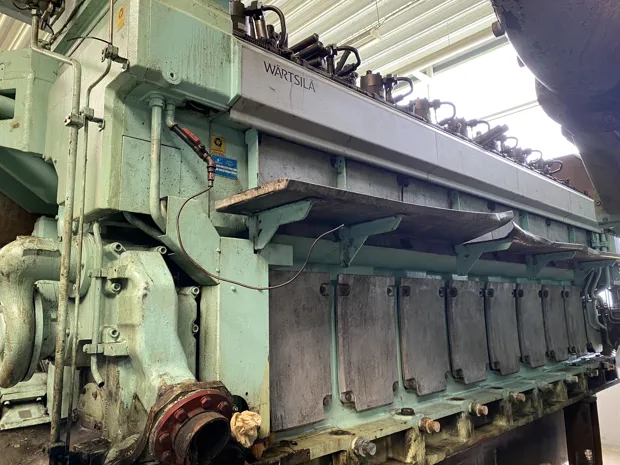 Image 1 of 8 - Wärtsilä - W8L32