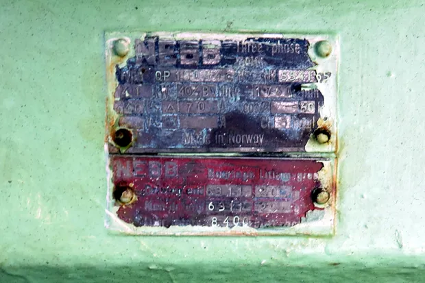 Image 3 of 3 - Ulstein - G170 MEDURS