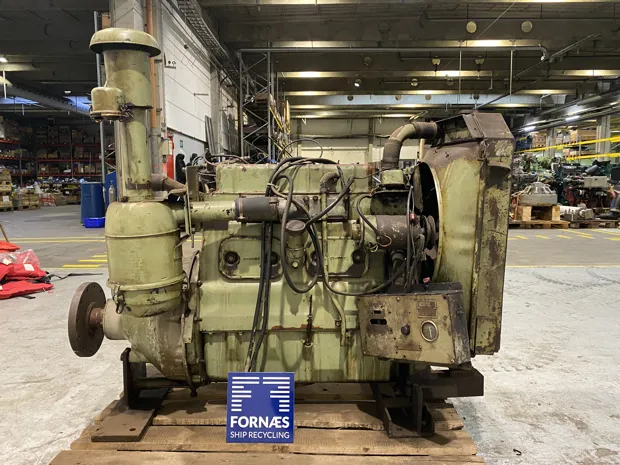 Image 4 of 6 - Perkins - 4.270