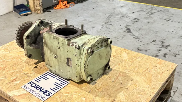 Image 6 of 10 - MaK - M 32