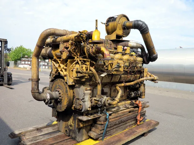 Image 6 of 8 - Caterpillar - 3512 B