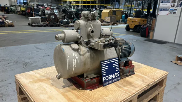 Image 6 of 11 - P161