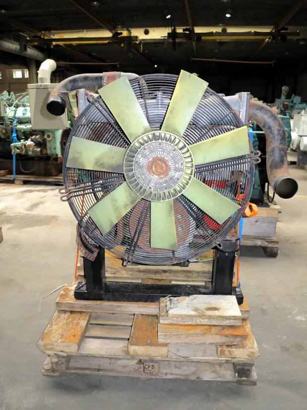 Image 2 of 4 - Deutz - 6 cyl