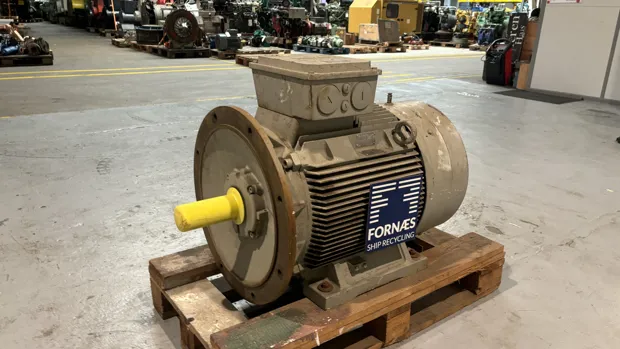 Image 4 of 8 - Rotor  - 5RN250M04A3