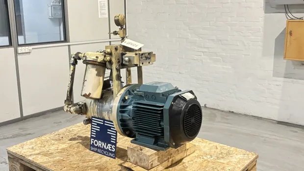 Image 3 of 13 - HP1026