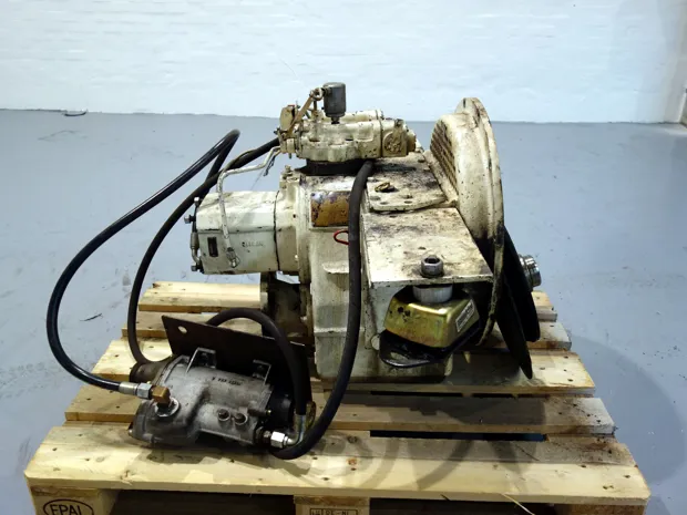 Image 1 of 7 - Twin Disc - MG 5111