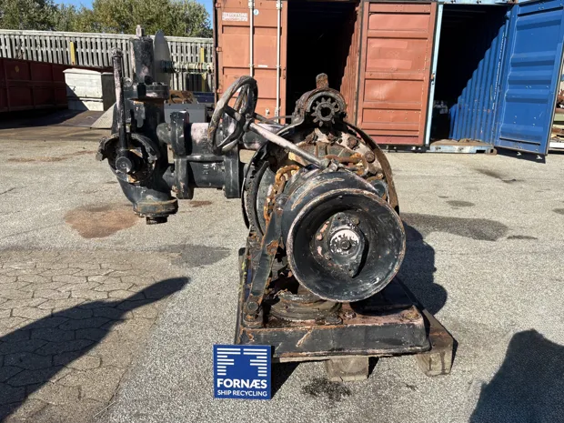 Image 2 of 9 - Anchor winch