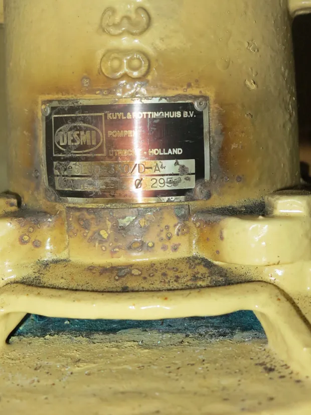 Image 7 of 7 - Desmi - SL 80-330/D-A