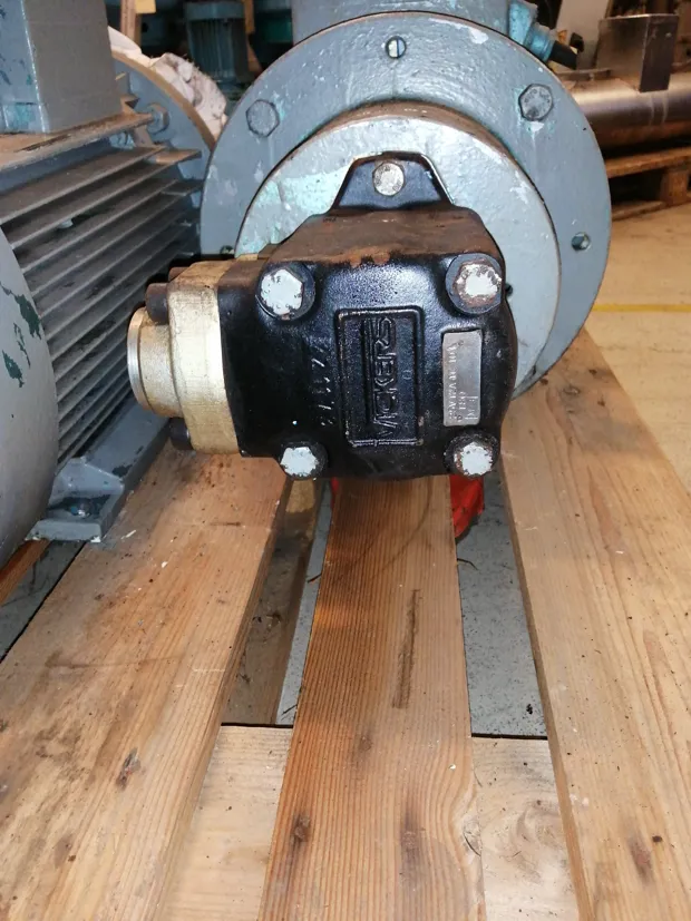 Image 4 of 8 - HP793