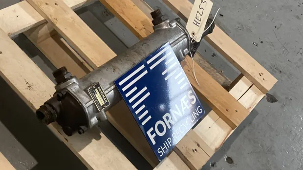 Image 3 of 4 - Bowman - EC140