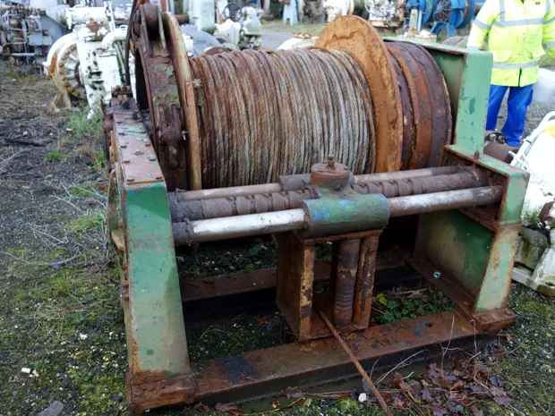 Image 1 of 3 - Trawl winch