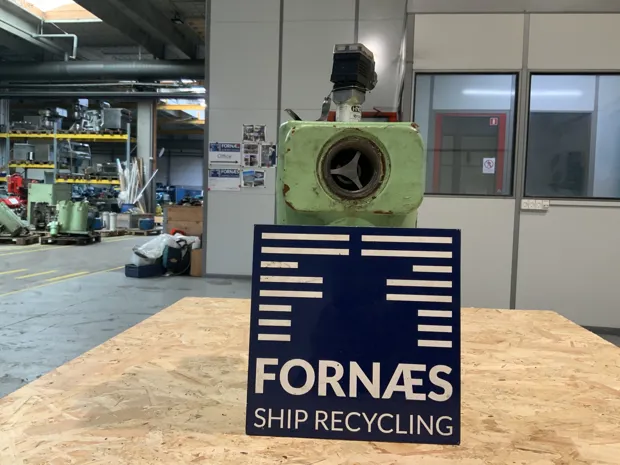 Image 4 of 7 - Hydac - DF BNHC 330 G 5 D1 X/-B6-L24