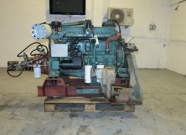 Image 1 of 5 - Volvo Penta - TD 610V