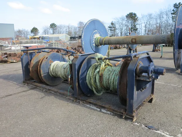 Image 8 of 8 - Trawl winch