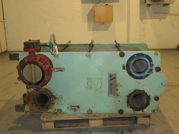 Image 3 of 5 - APV - A/055