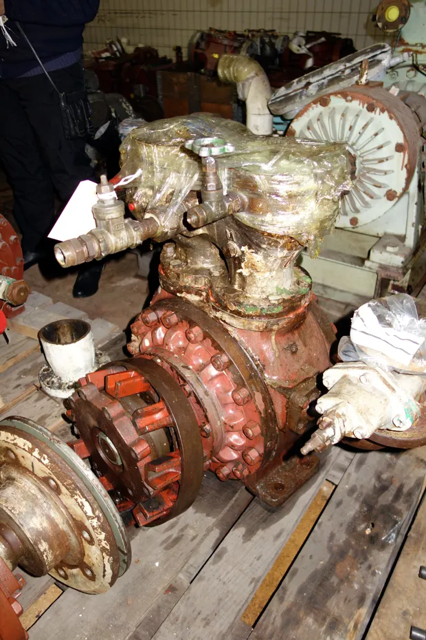 Image 1 of 2 - Brattvaag - G16 /95-25 Counter clockwise