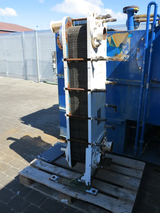 Image 1 of 3 - APV - N35