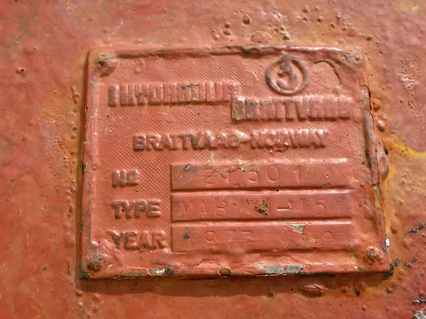 Image 7 of 7 - Wire winch