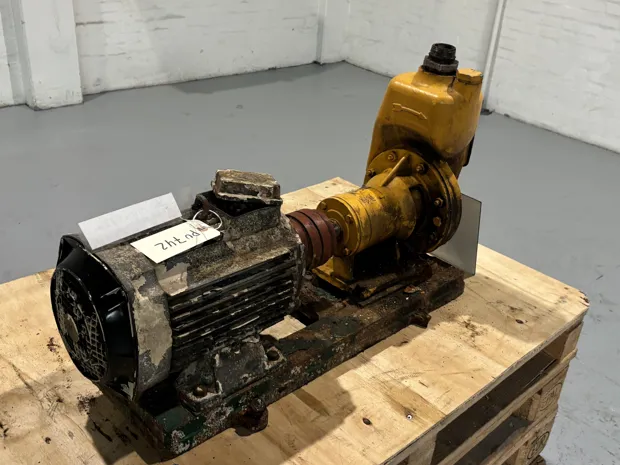 Image 5 of 7 - Desmi - SA50/180