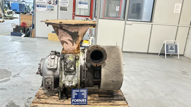 Image 4 of 9 - BBC - VTR251-2N