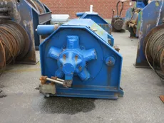 Small winch