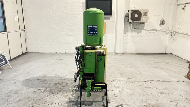 Image 6 of 9 - Gardner denver - ESR5/8