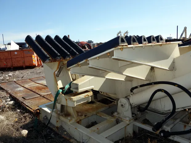 Image 3 of 6 - Caley - Davit