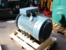 ABB - HXV 280M 4 B35