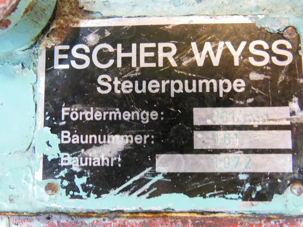 Image 3 of 3 - HP285