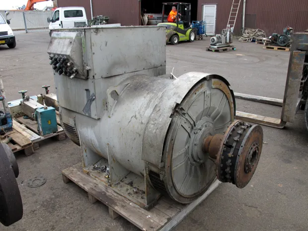 Image 2 of 3 - Stamford - PH 734 C2