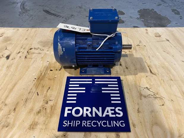 Image 3 of 5 - Bevi - 4A802-4B3+PTC