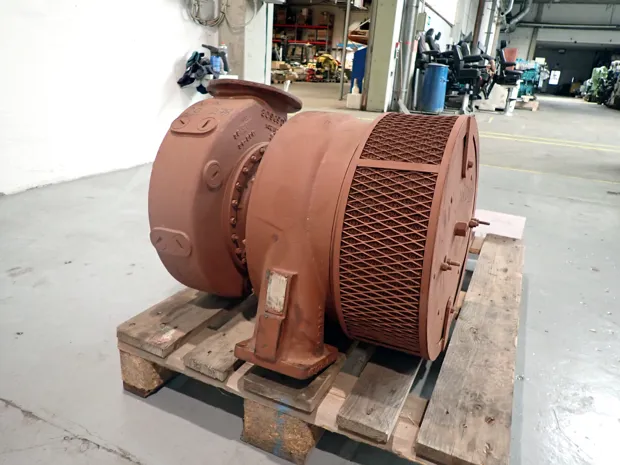 Image 3 of 5 - MAN - NR 20/278