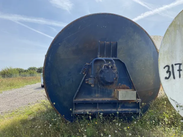 Image 4 of 6 - ND381