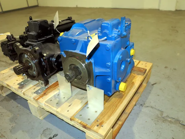 Image 1 of 5 - HP898