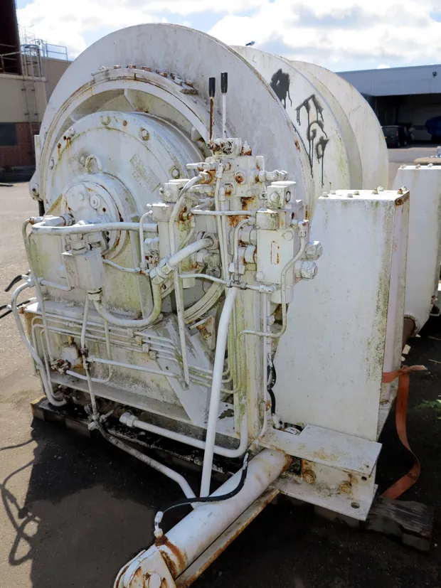 Image 6 of 7 - Trawl winch