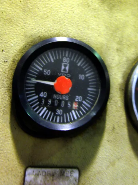 Image 4 of 5 - Deutz