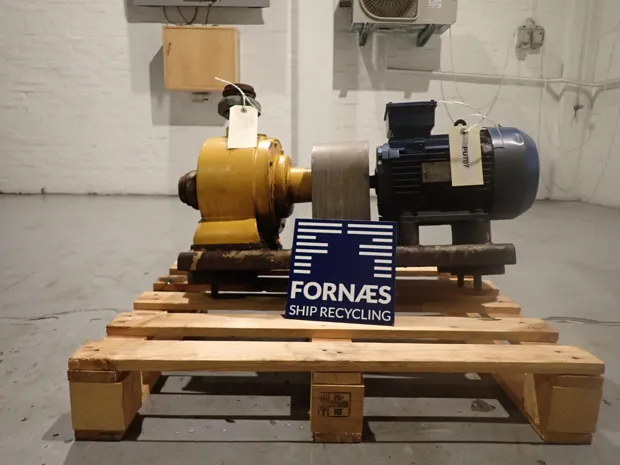 Image 1 of 6 - Desmi - S50-32-135N/A09