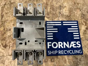 Merlin Gerin - Compact