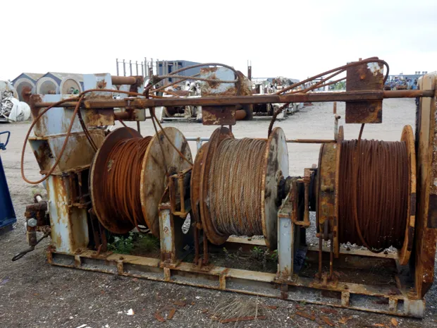 Image 4 of 5 - Trawl winch