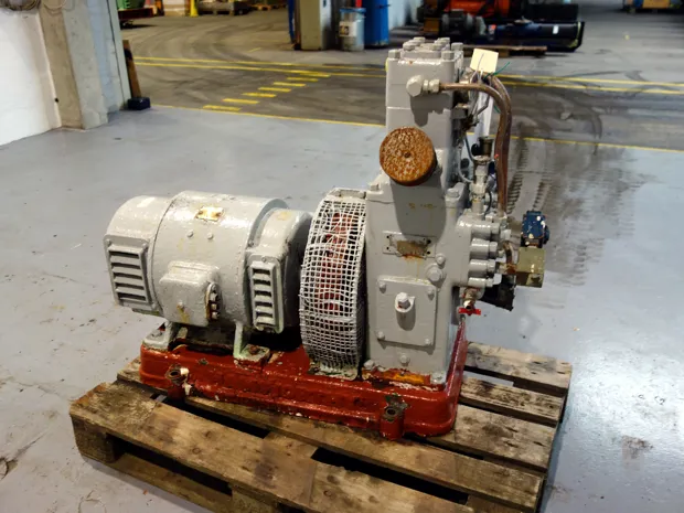 Image 3 of 6 - Hamworthy - 2SF3