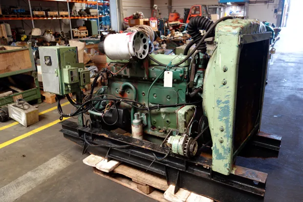 Image 1 of 3 - Volvo - TD 70E