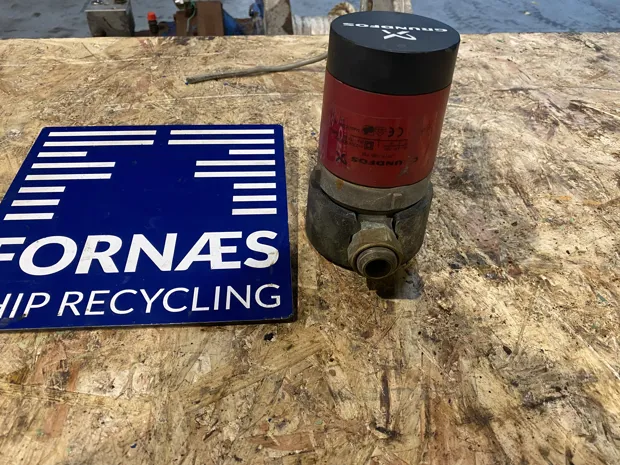 Image 2 of 5 - Grundfos - UP15-14B PM