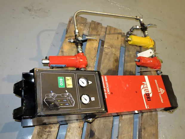 Image 2 of 4 - Pneudri Midiplus - DME015