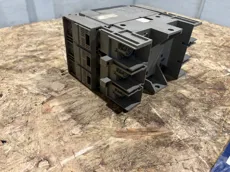 Merlin Gerin - Compact